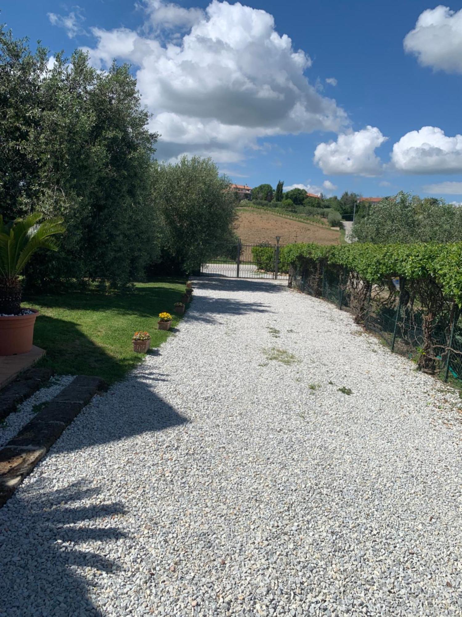 Agriturismo Cerquatonda Montalto delle Marche エクステリア 写真